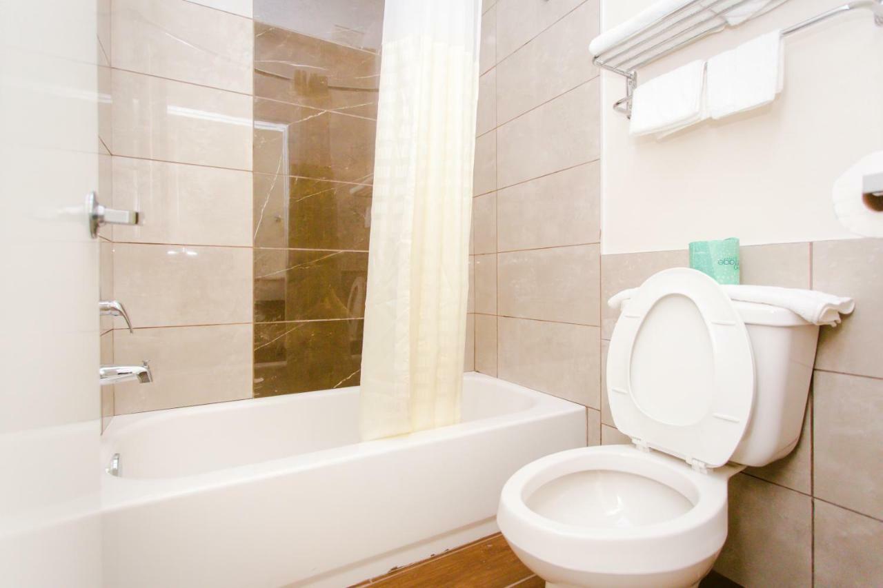 Scottish Inn & Suites Baytown Dış mekan fotoğraf