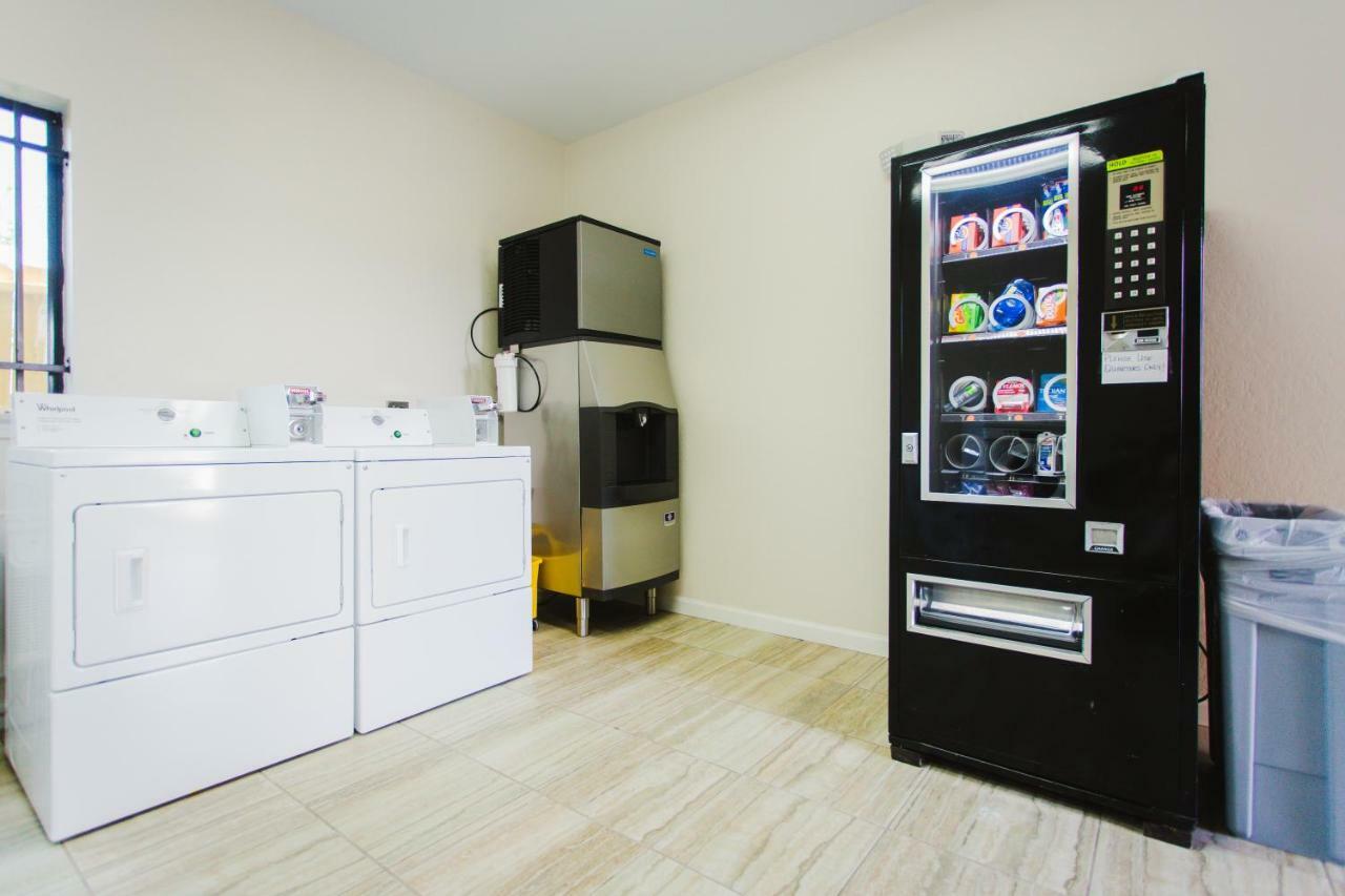 Scottish Inn & Suites Baytown Dış mekan fotoğraf